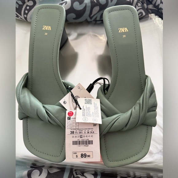 Zara Sage Green Knotted Leather Heels - Picture 2 of 12